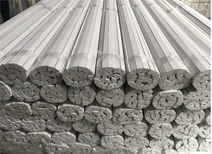 shoe mouldings